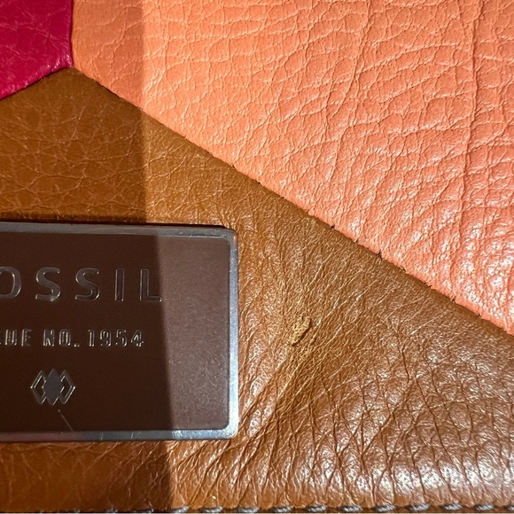 FOSSIL Cowhide Leather Trifold Color-block Wallet- Grey, Hot Pink, Peach, Brown - Picture 5 of 9